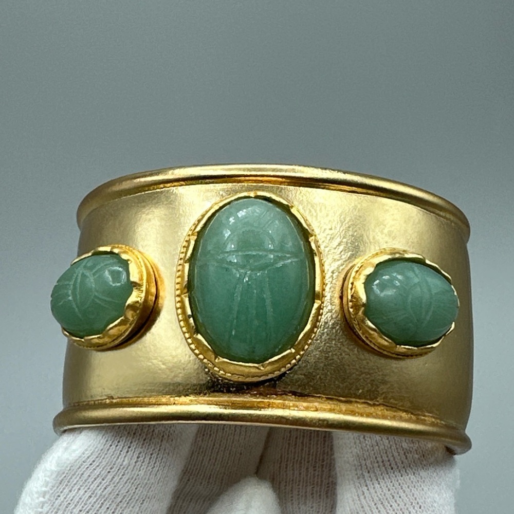 Vintage Rare  Kenneth Jay Lane Matte Gold Carved Scarab Hinged‎ Cuff #806